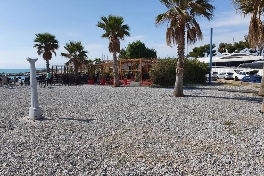 Riviera Sun Standing Studio Villeneuve-Loubet Dış mekan fotoğraf